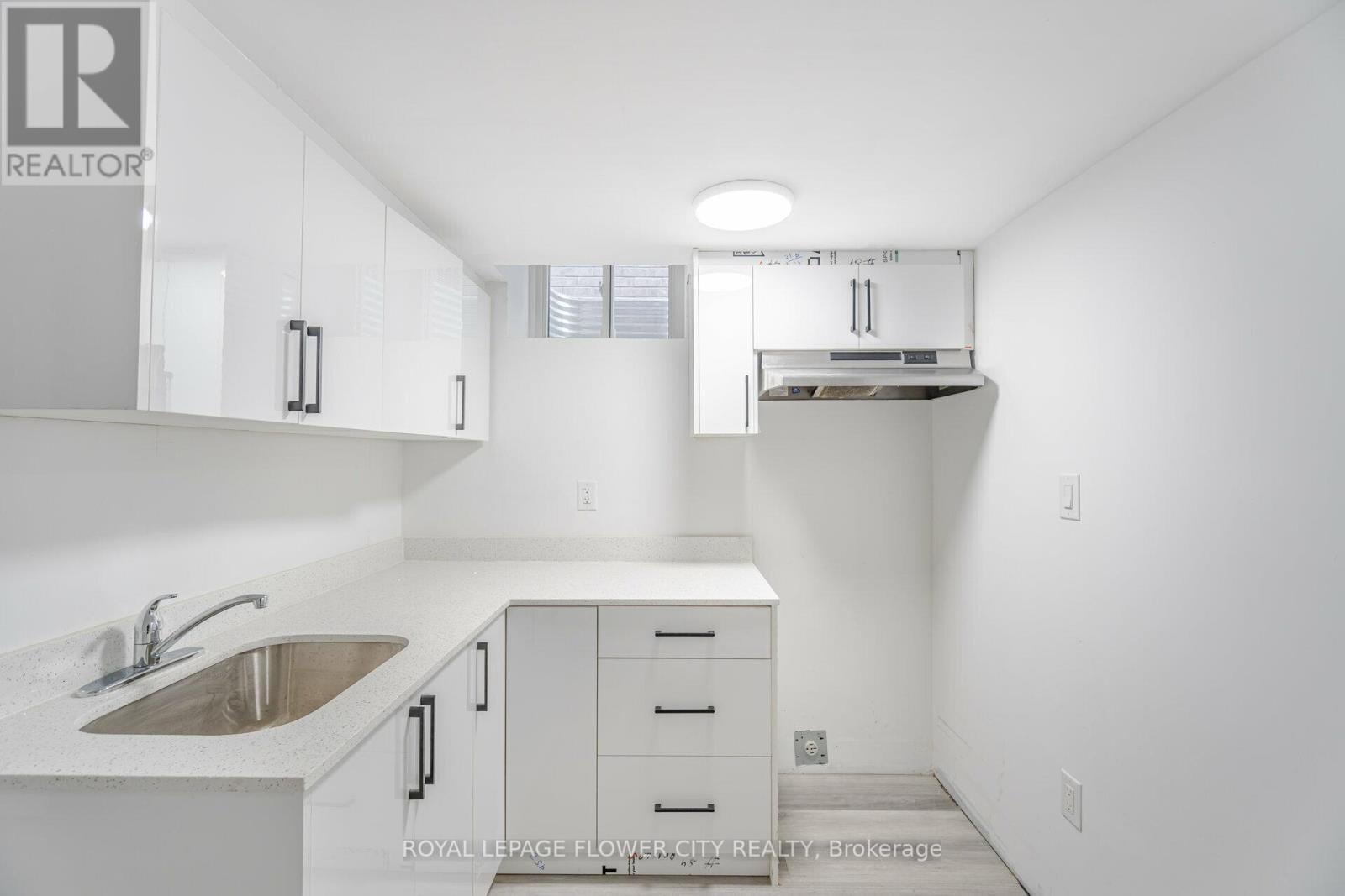 36 Icon Street S, Brampton, Ontario  L6E 4E5 - Photo 40 - W13015034