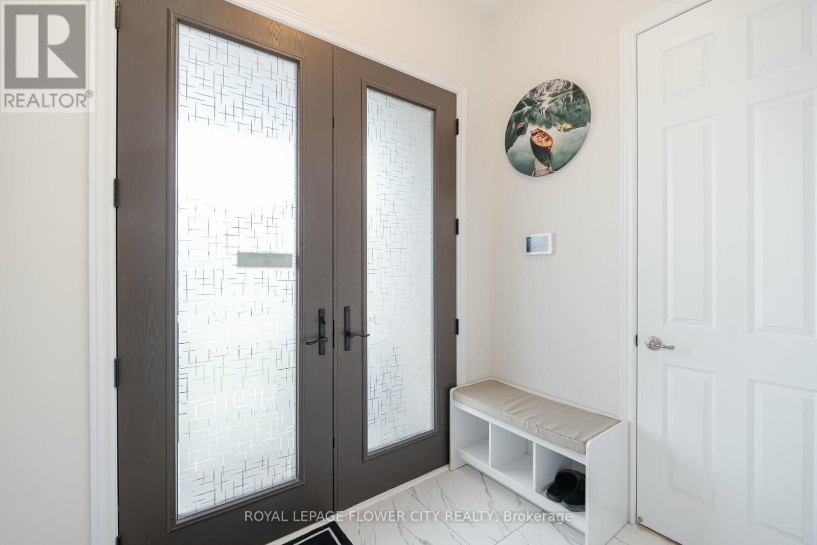 36 Icon Street S, Brampton, Ontario  L6E 4E5 - Photo 5 - W13015034