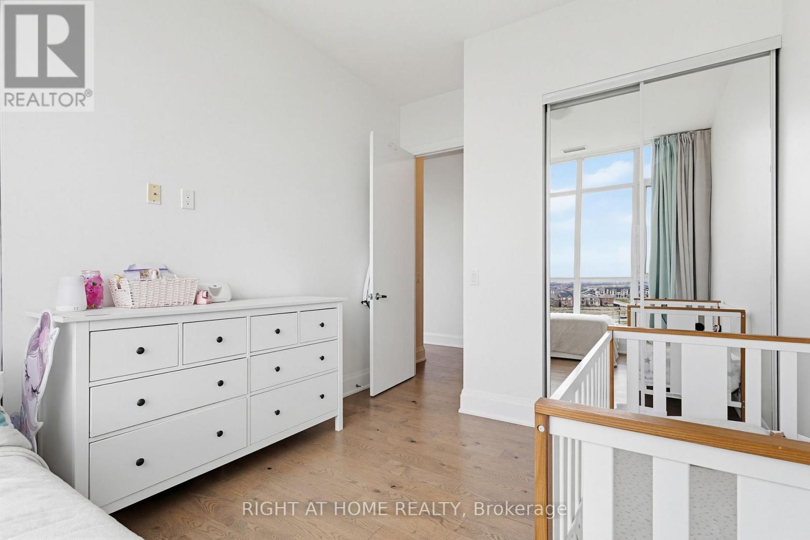 Ph08 - 2480 Prince Michael Drive, Oakville, Ontario  L6H 0H1 - Photo 26 - W13015038