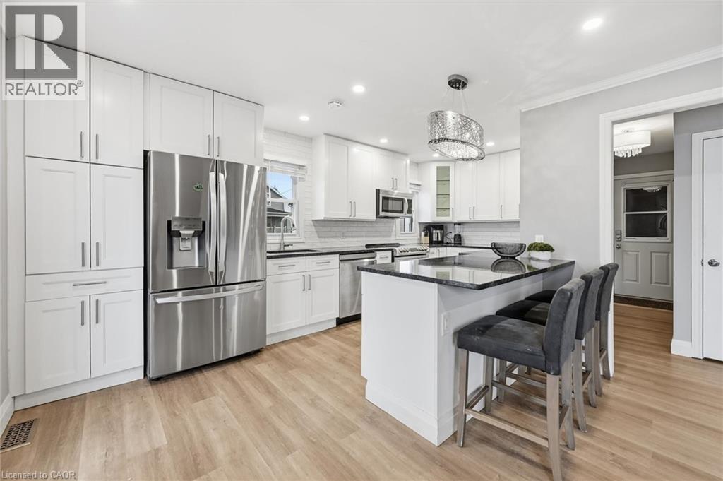 70 Whyte Avenue N, Thorold, Ontario  L2V 2T7 - Photo 10 - 40801157