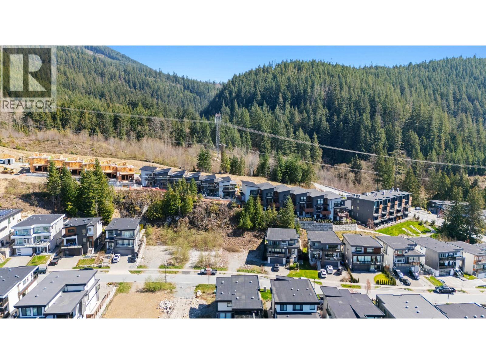 18 3385 Mamquam Road, Squamish, British Columbia  V8B 0E3 - Photo 3 - R3110757