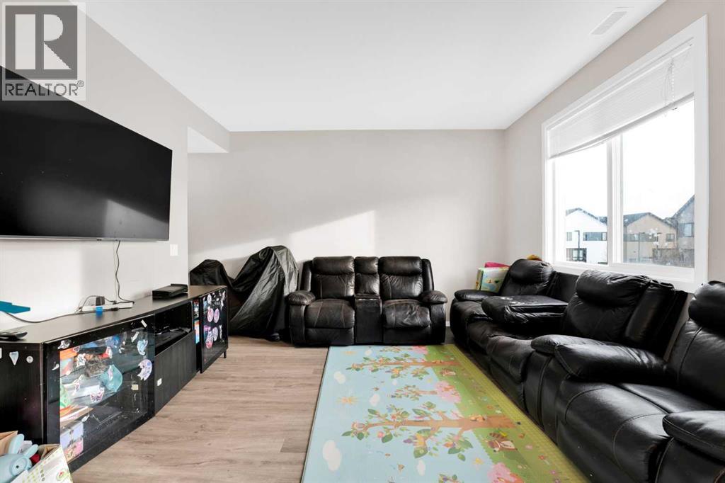 202, 135 Redstone Walk Ne, Calgary, Alberta  T3N 1M6 - Photo 5 - A2302310