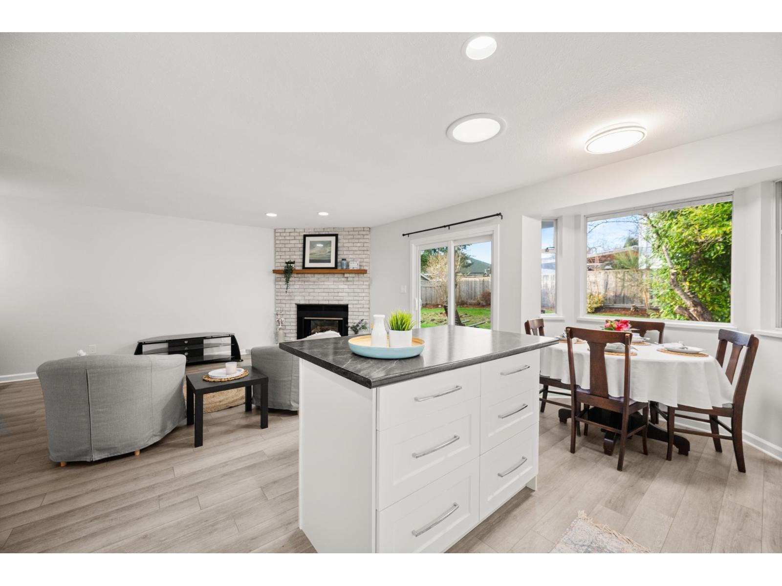 14129 16a Avenue, Surrey, British Columbia  V4A 8K2 - Photo 9 - R3112508