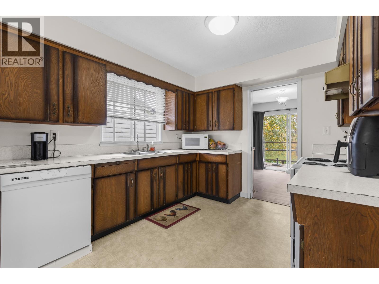 1507 Elinor Crescent, Port Coquitlam, British Columbia  V3C 2Y3 - Photo 17 - R3112758