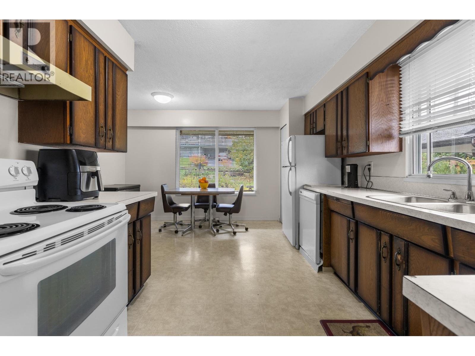 1507 Elinor Crescent, Port Coquitlam, British Columbia  V3C 2Y3 - Photo 15 - R3112758