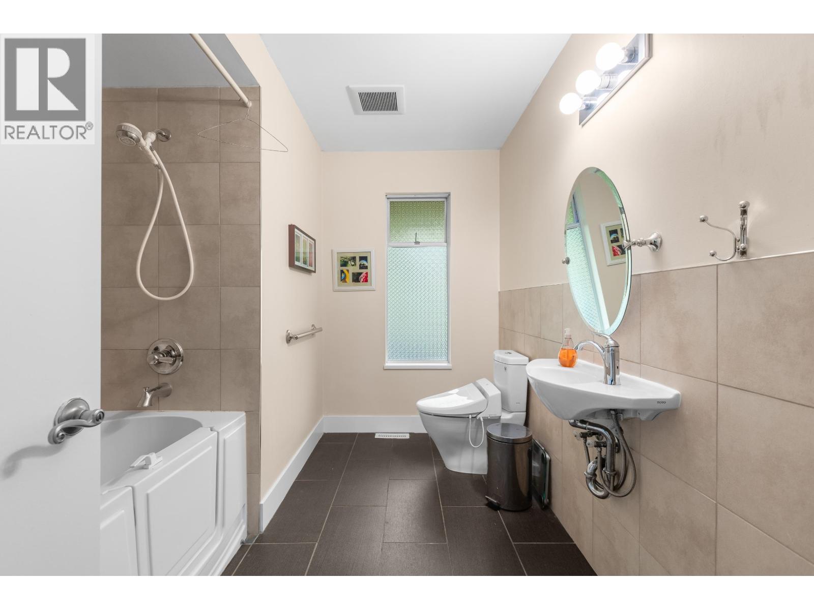 1507 Elinor Crescent, Port Coquitlam, British Columbia  V3C 2Y3 - Photo 26 - R3112758