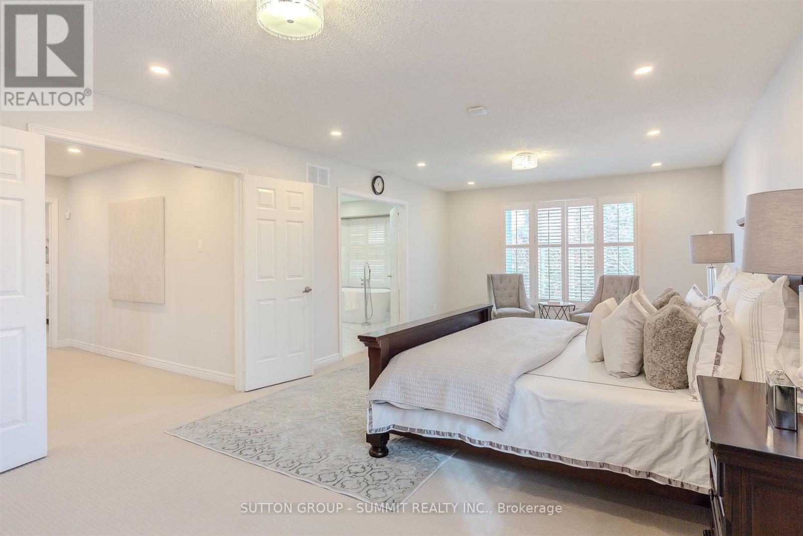 1104 Ambercroft Lane, Oakville, Ontario  L6M 1Z2 - Photo 23 - W12780256