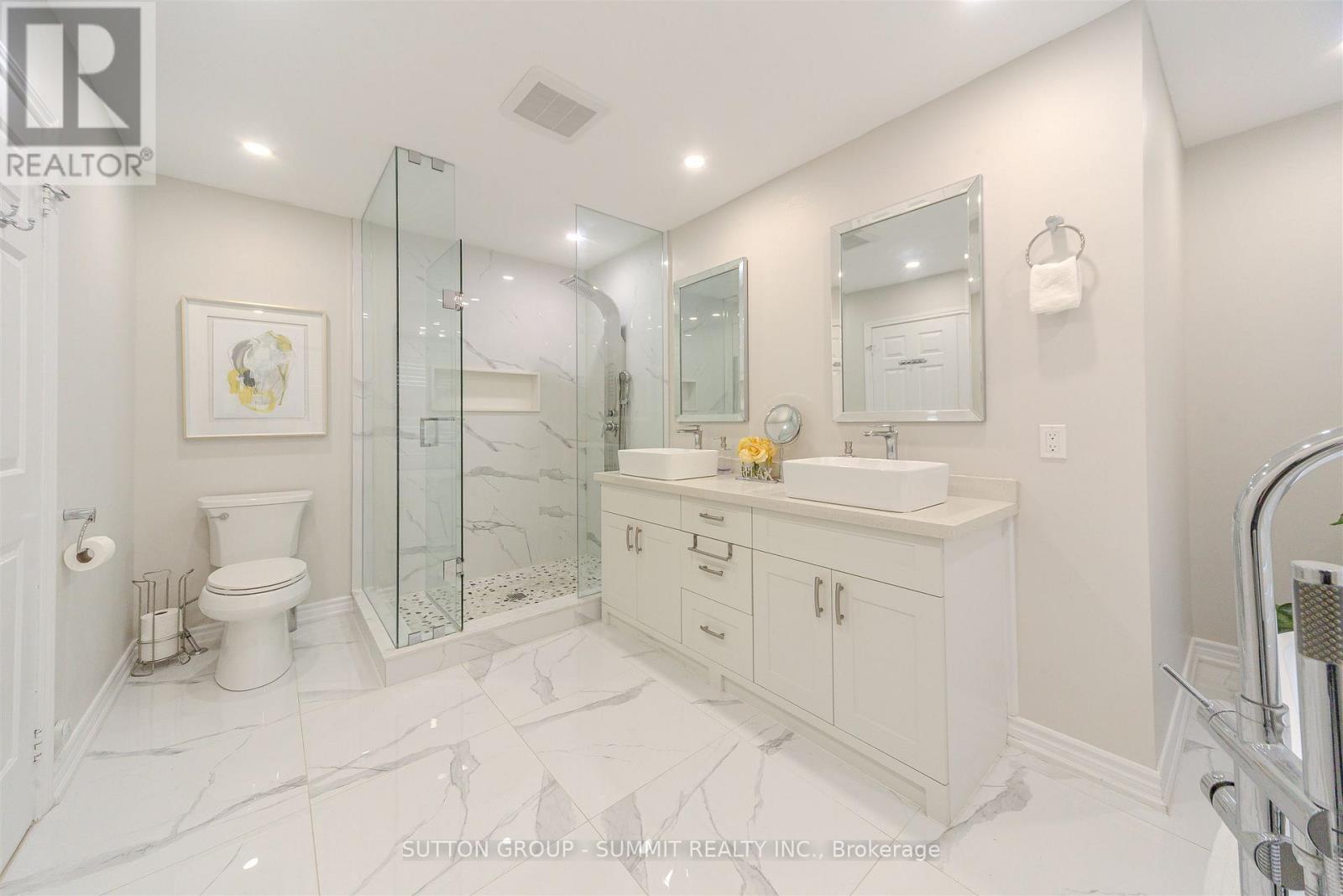 1104 Ambercroft Lane, Oakville, Ontario  L6M 1Z2 - Photo 27 - W12780256