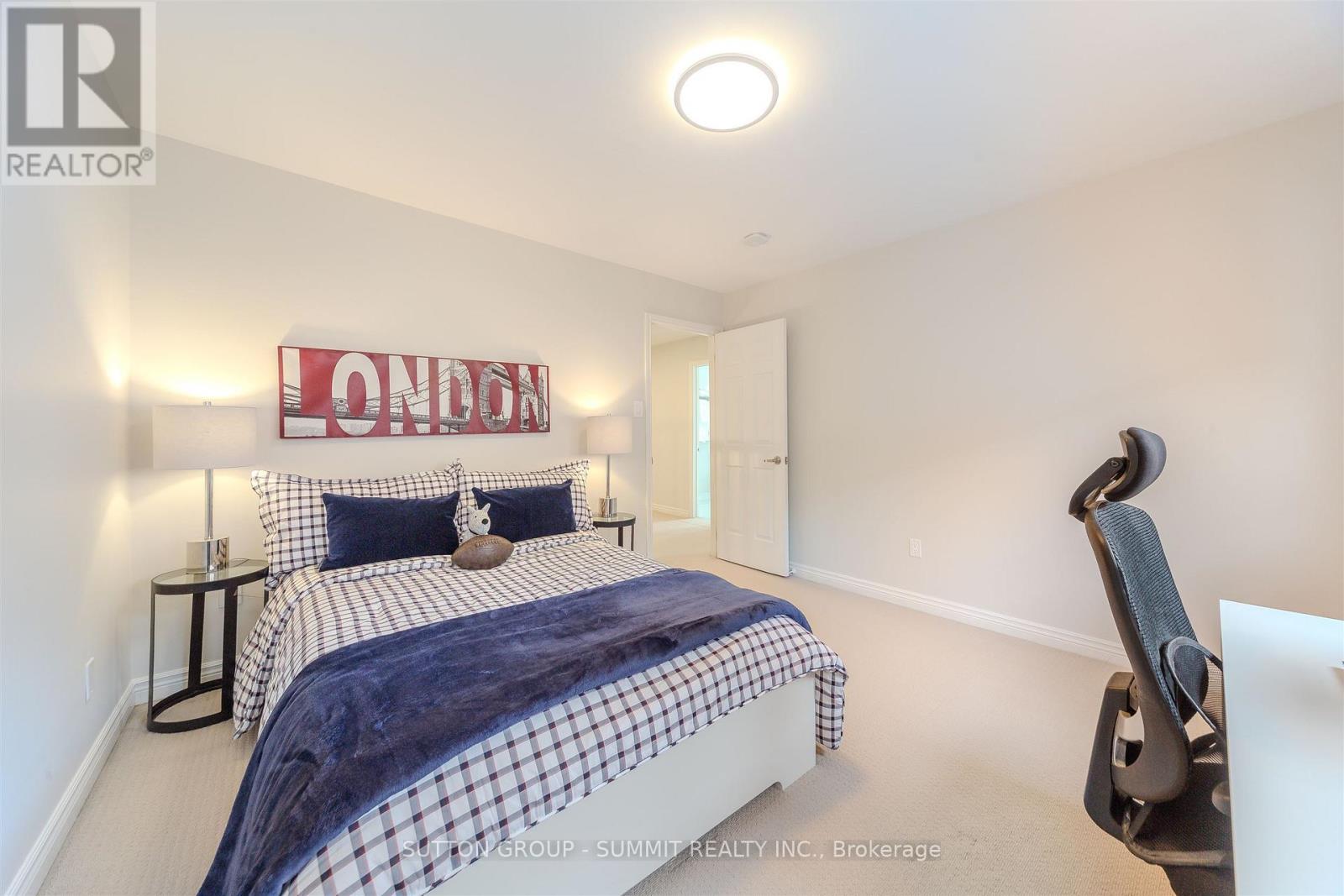 1104 Ambercroft Lane, Oakville, Ontario  L6M 1Z2 - Photo 36 - W12780256