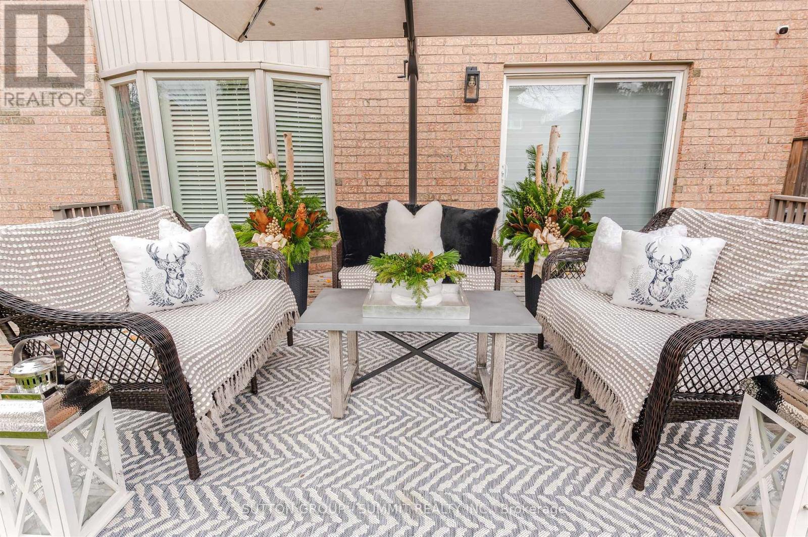 1104 Ambercroft Lane, Oakville, Ontario  L6M 1Z2 - Photo 47 - W12780256