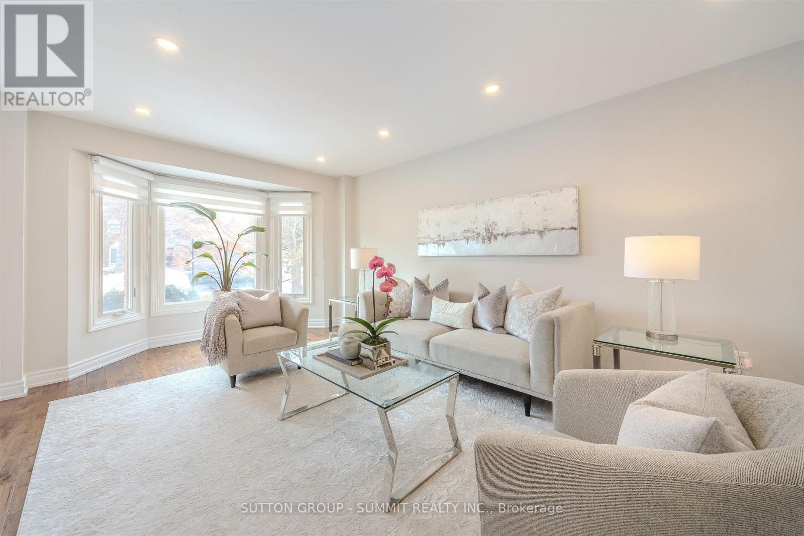 1104 Ambercroft Lane, Oakville, Ontario  L6M 1Z2 - Photo 6 - W12780256