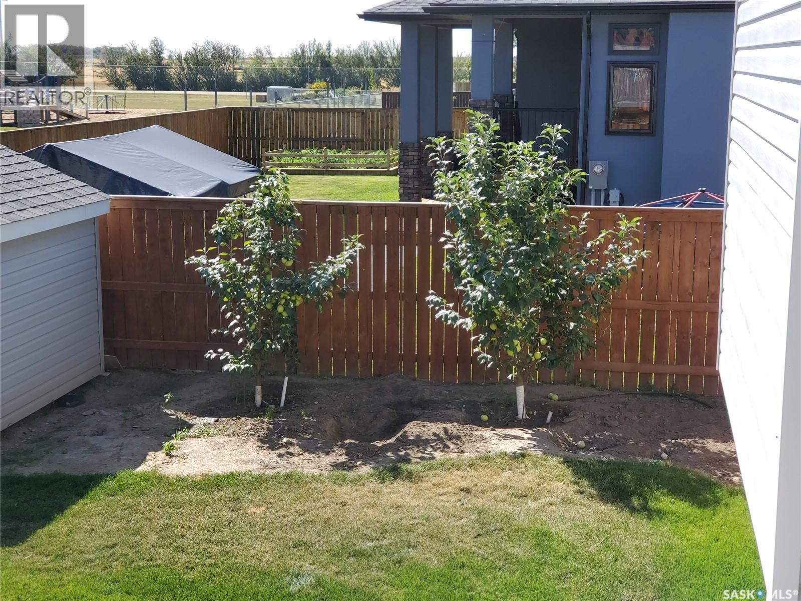 601 Selkirk Street, Outlook, Saskatchewan  S0L 2N0 - Photo 12 - SK033277