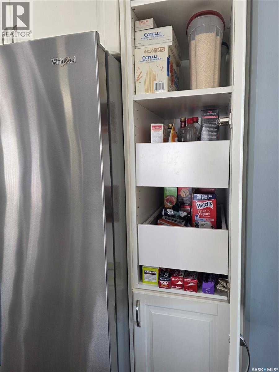 601 Selkirk Street, Outlook, Saskatchewan  S0L 2N0 - Photo 5 - SK033277