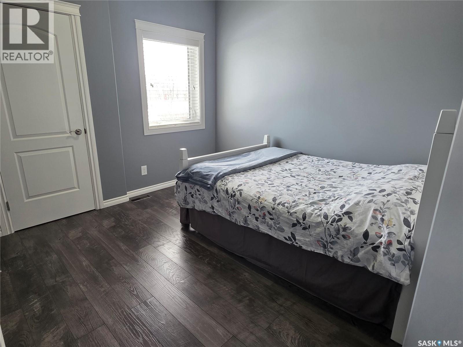 601 Selkirk Street, Outlook, Saskatchewan  S0L 2N0 - Photo 7 - SK033277