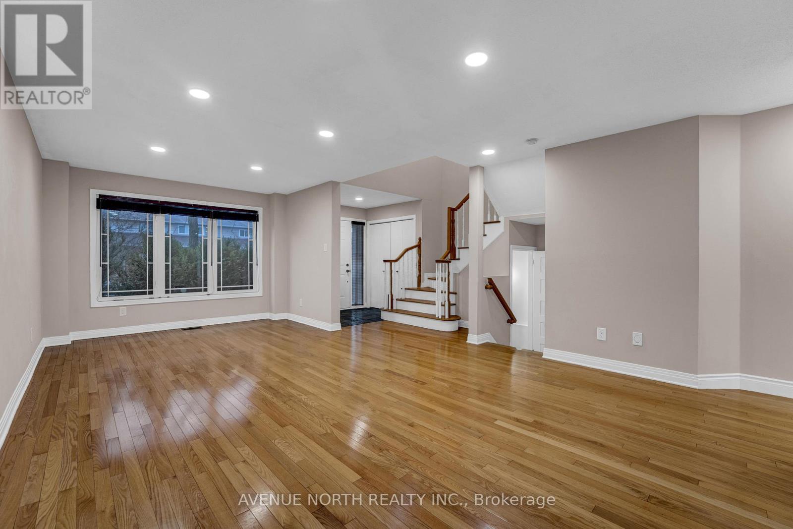 945 Cahill Drive W, Ottawa, Ontario  K1V 2C3 - Photo 5 - X13014244