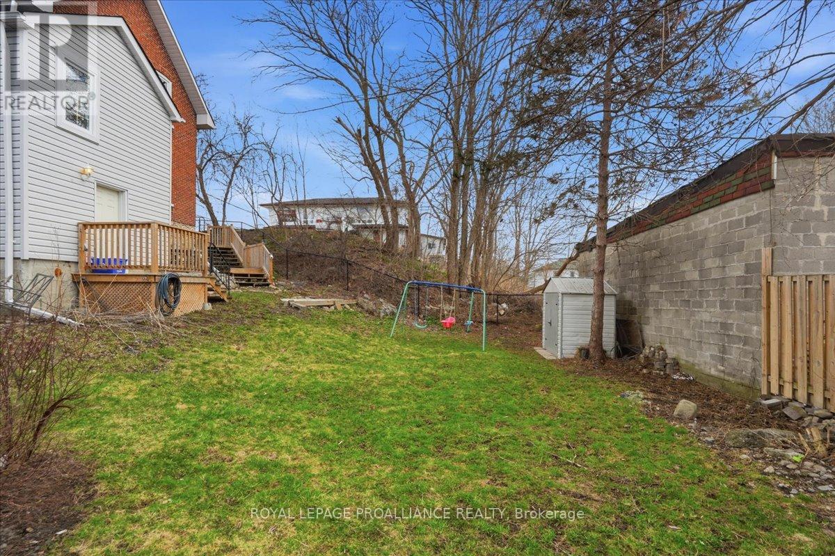 209 Dundas Street E, Quinte West, Ontario  K8V 1M1 - Photo 24 - X13015042