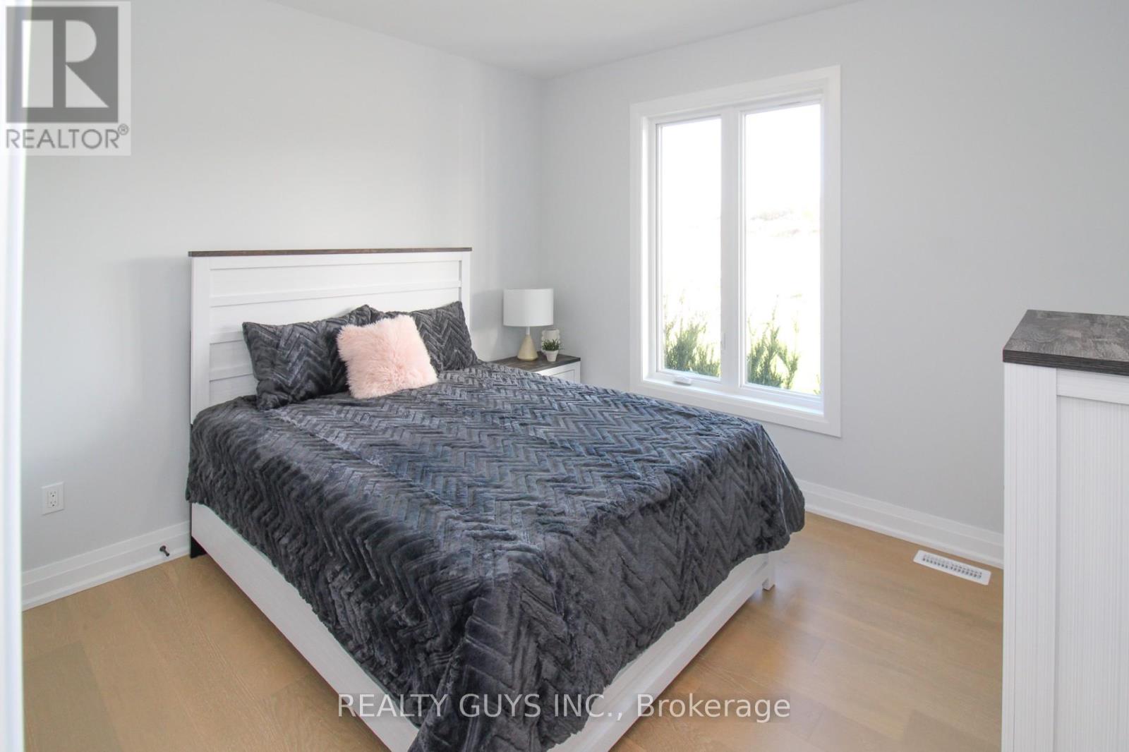 2418 Gwendolyn Court, Cavan Monaghan, Ontario  L0A 1C0 - Photo 34 - X13015090