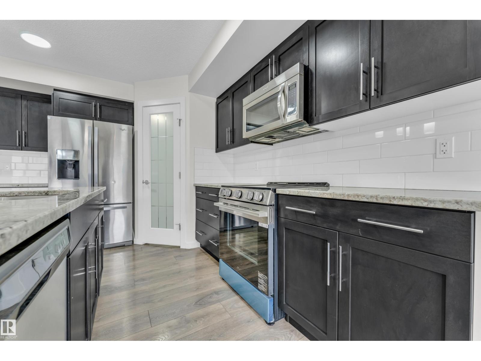 4416 6 St NW, Edmonton, Alberta  T6T 0Z8 - Photo 3 - E4482430