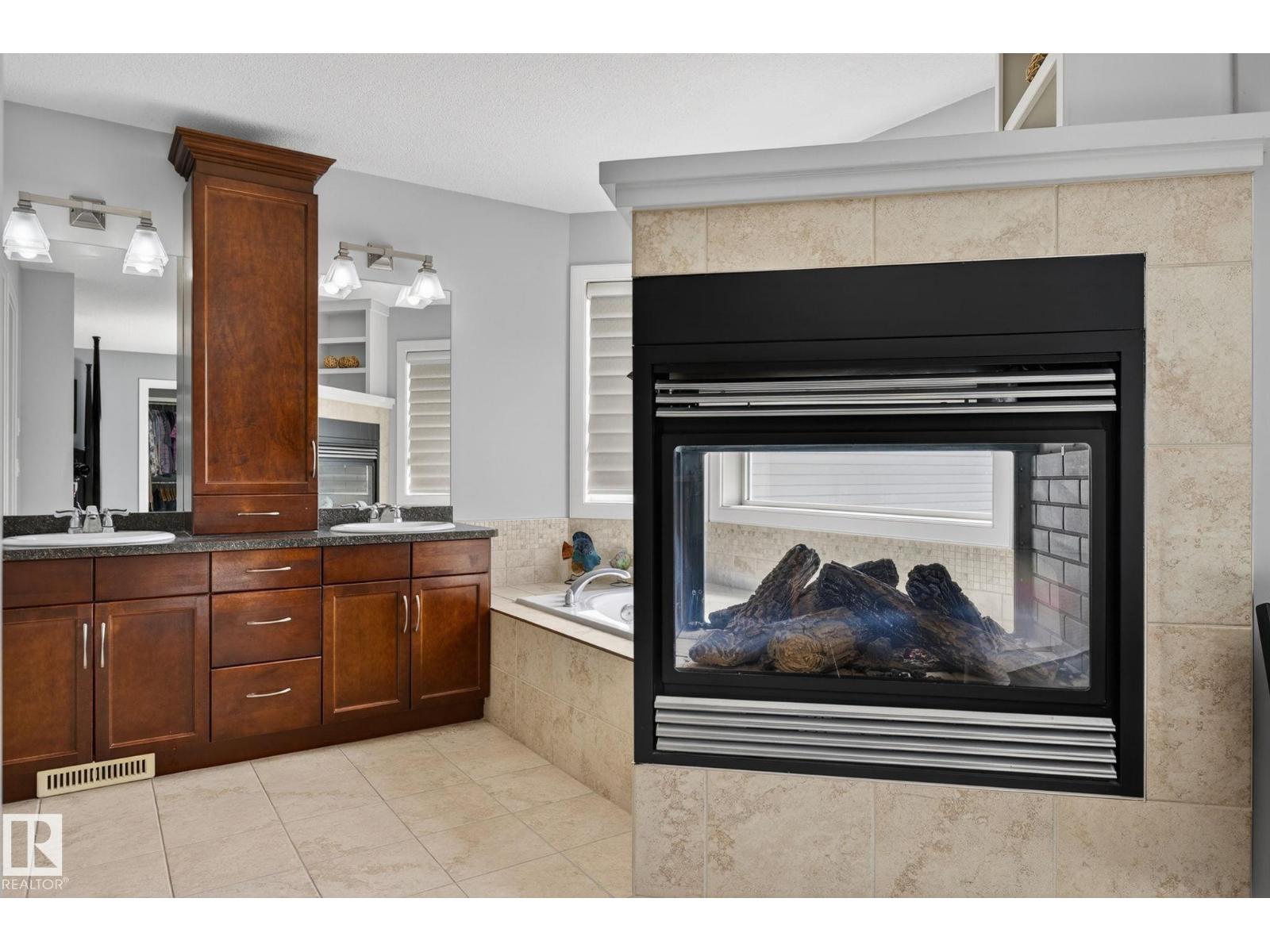 20719 51 Av Nw, Edmonton, Alberta  T6M 3A1 - Photo 36 - E4482972