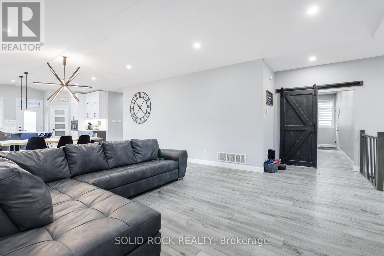 216 Filion Street, Russell, Ontario  K0A 1W0 - Photo 12 - X13015098