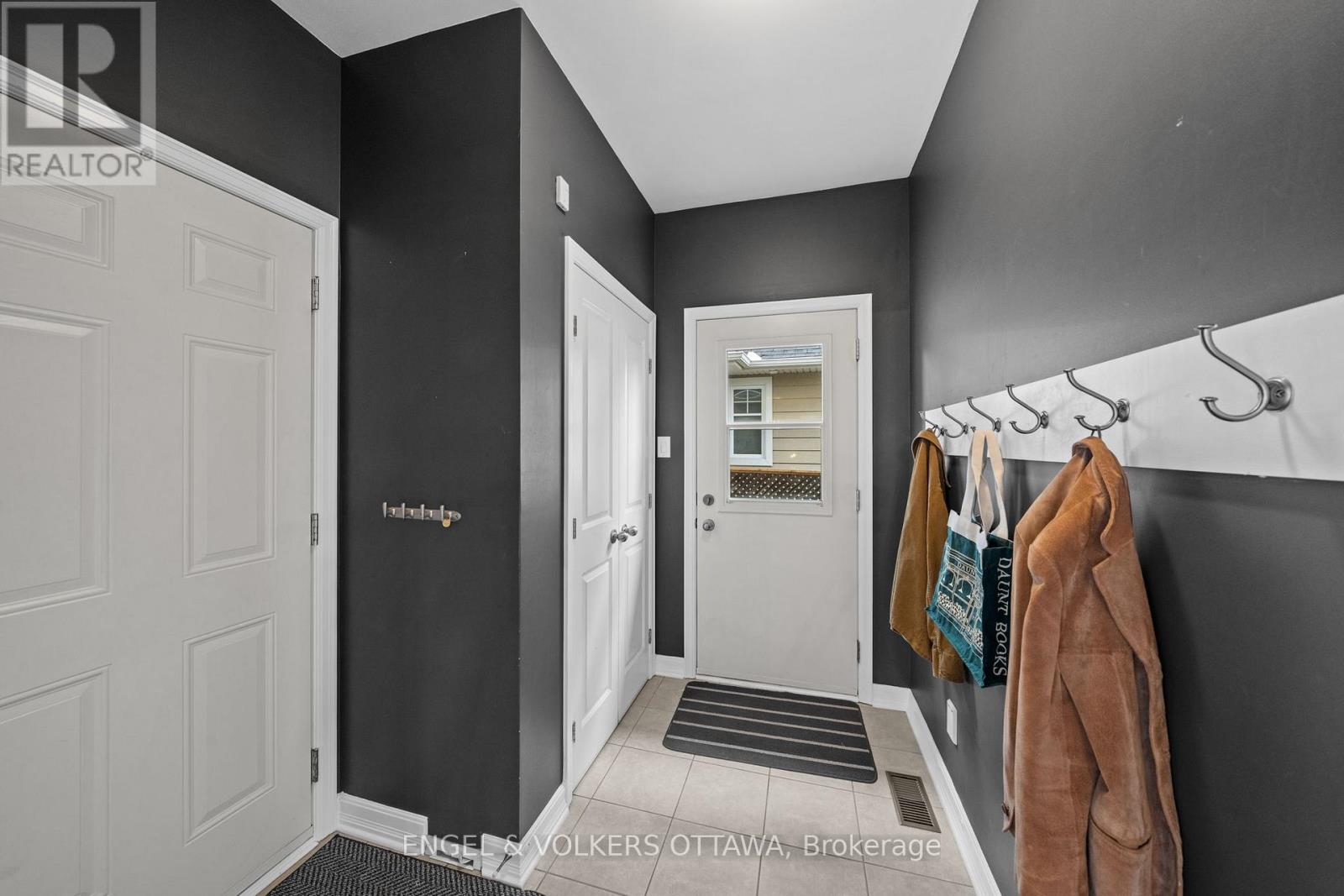 566 Erinwoods Circle, Ottawa, Ontario  K2J 5M8 - Photo 20 - X13015132