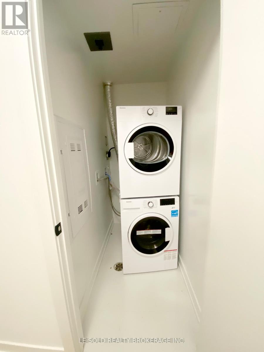 704 Room#4 - 127 Broadway Avenue, Toronto, Ontario  M4P 1V4 - Photo 19 - C13015070