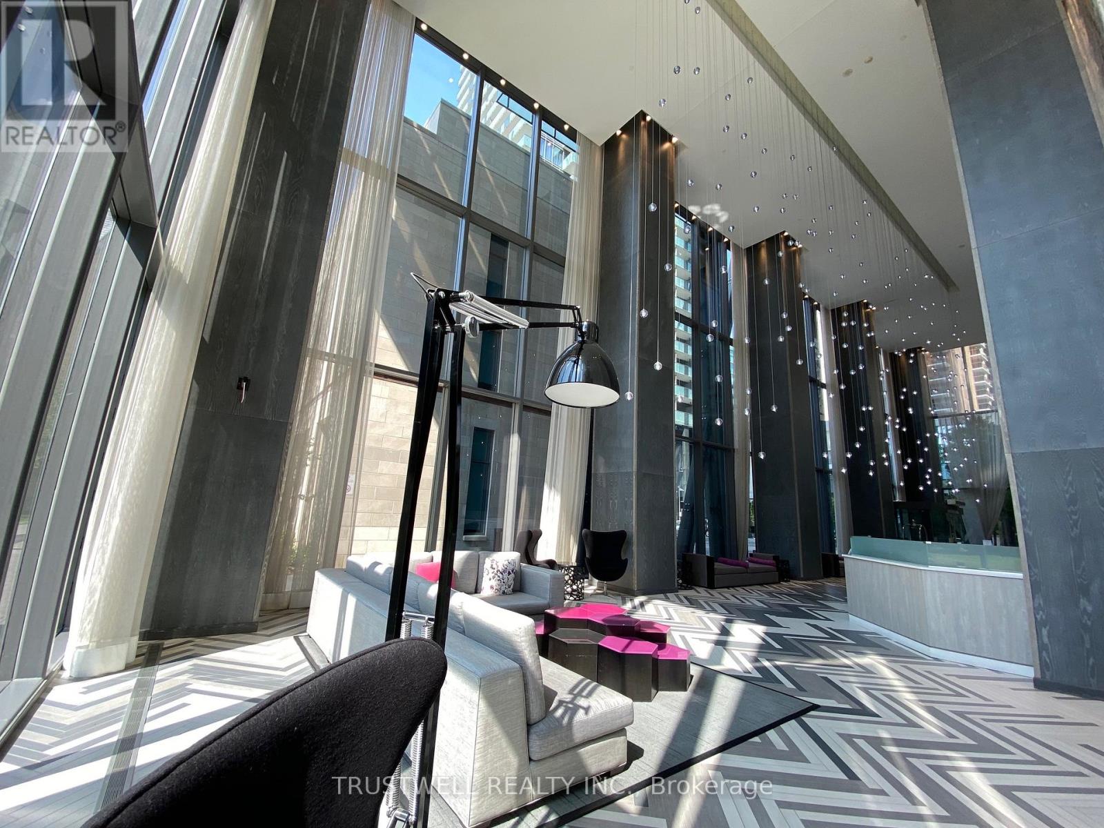 4407 - 1080 Bay Street, Toronto, Ontario  M5S 0A5 - Photo 4 - C13015072