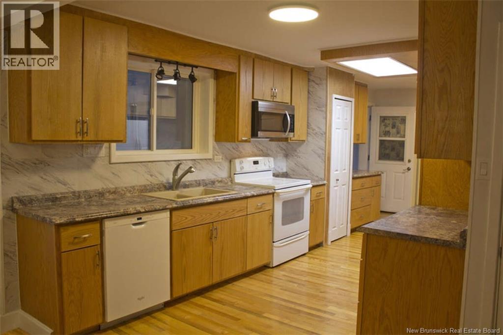 6 8 Harbour Street, Newcastle Creek, New Brunswick  E4B 2K5 - Photo 12 - NB118176