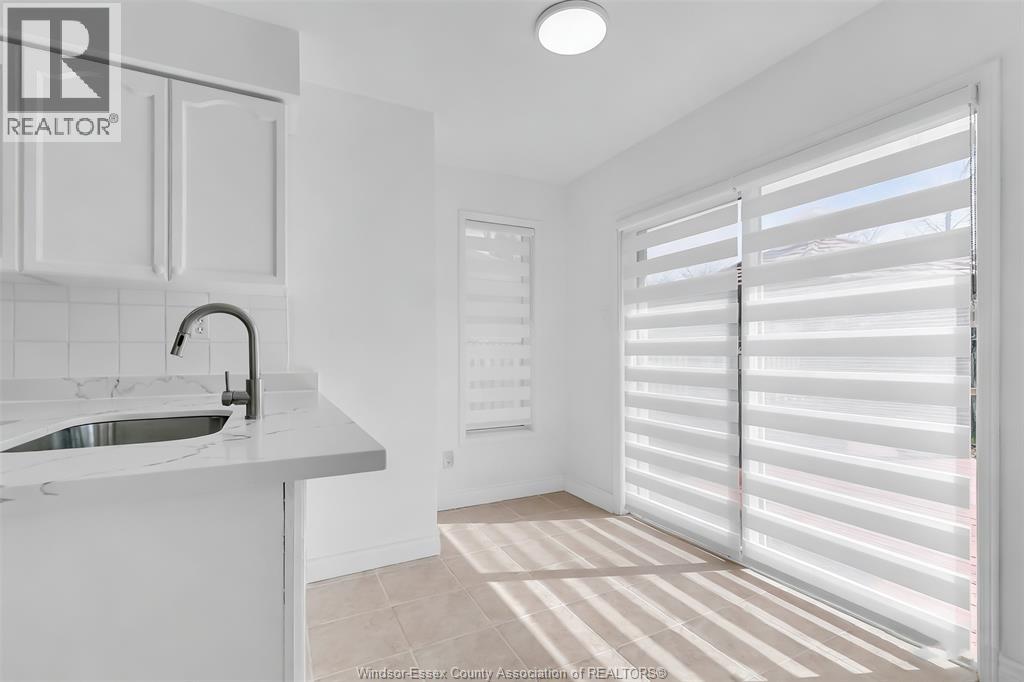 1063 Peach Blossom Crescent, Windsor, Ontario  N9G 2R5 - Photo 12 - 26008489