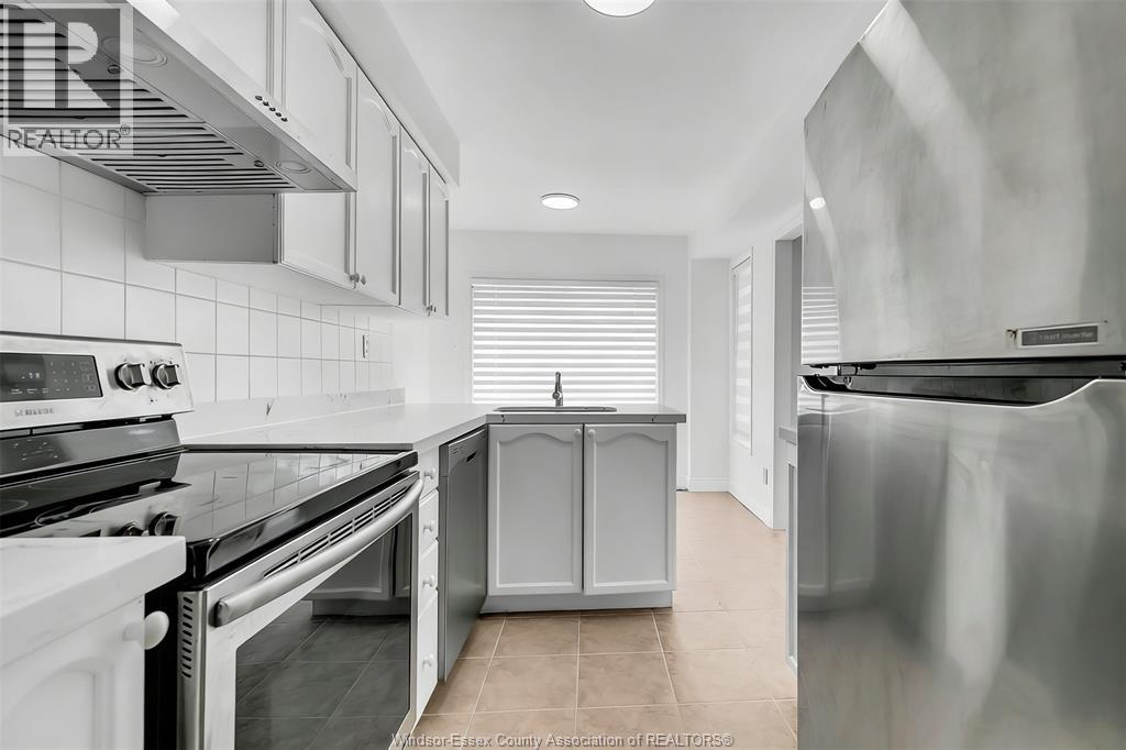 1063 Peach Blossom Crescent, Windsor, Ontario  N9G 2R5 - Photo 15 - 26008489