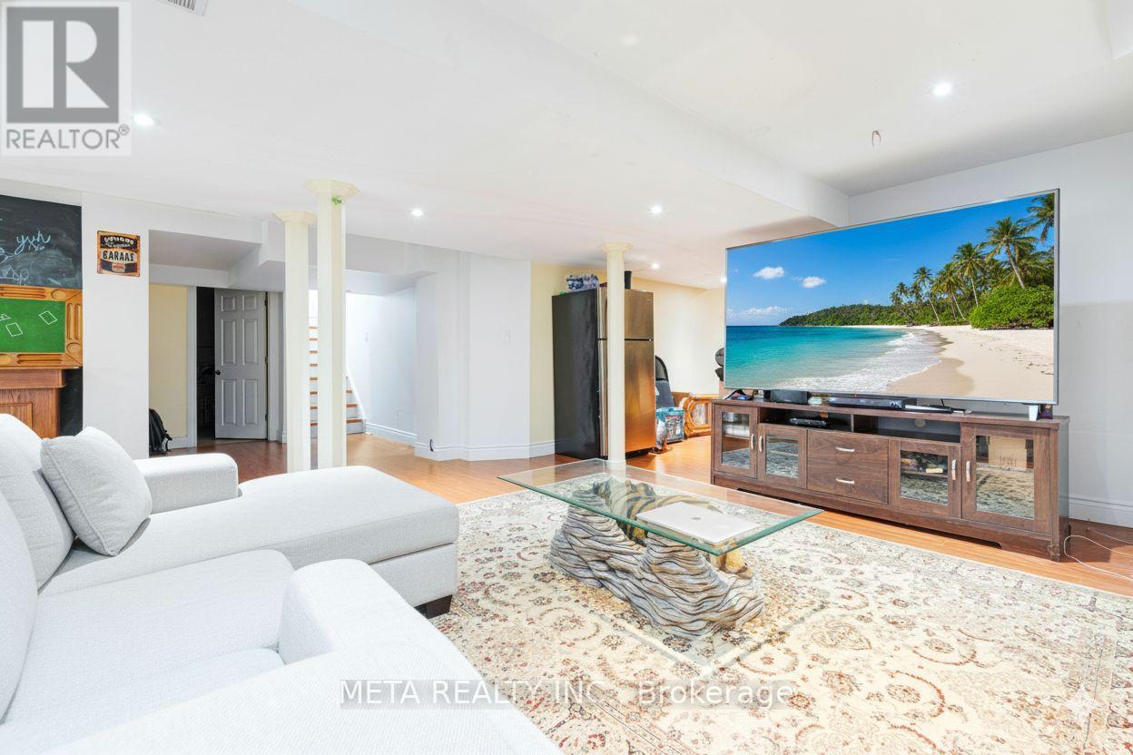 75 Olivia Marie Road, Brampton, Ontario  L6Y 0N1 - Photo 33 - W13014410