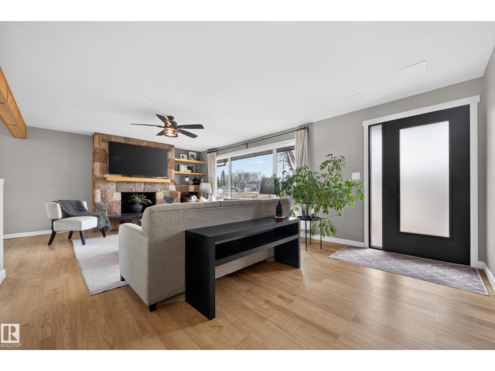 4908 50 Av, Bruderheim, Alberta  T0B 0S0 - Photo 4 - E4482974