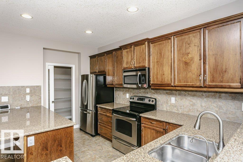 16861 58a St Nw Nw, Edmonton, Alberta  T5Y 0N1 - Photo 18 - E4482976