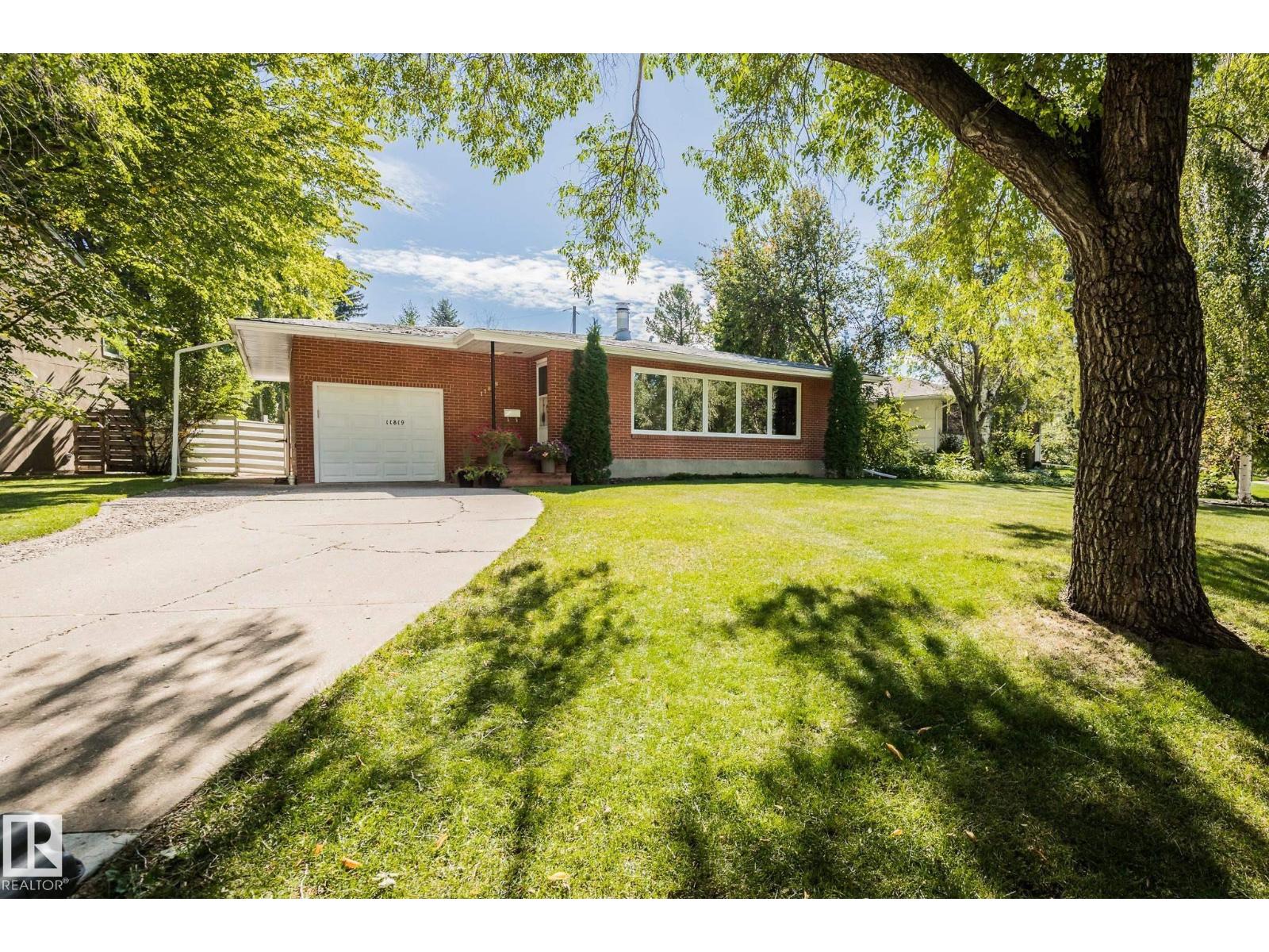 11819 75 Av Nw, Edmonton, Alberta  T6G 0J4 - Photo 4 - E4482977