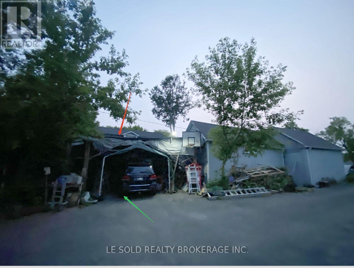 Shed #2 - 26 Gormley Court, Richmond Hill, Ontario  L4E 1A2 - Photo 7 - N13015040