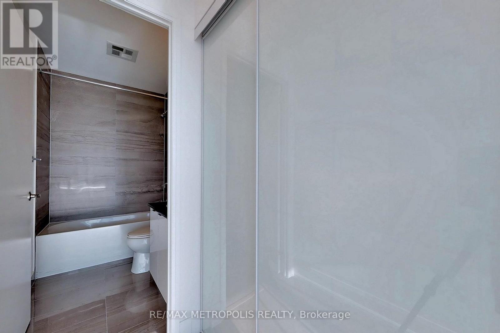 3405 - 2910 Highway 7, Vaughan, Ontario  L4K 0H8 - Photo 12 - N13015048