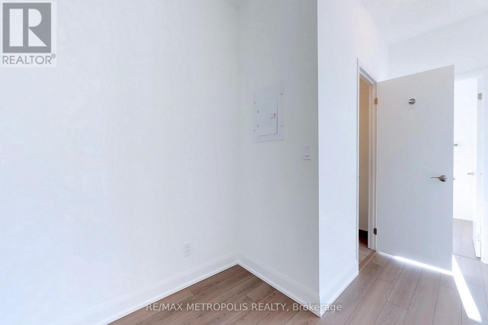 3405 - 2910 Highway 7, Vaughan, Ontario  L4K 0H8 - Photo 7 - N13015048