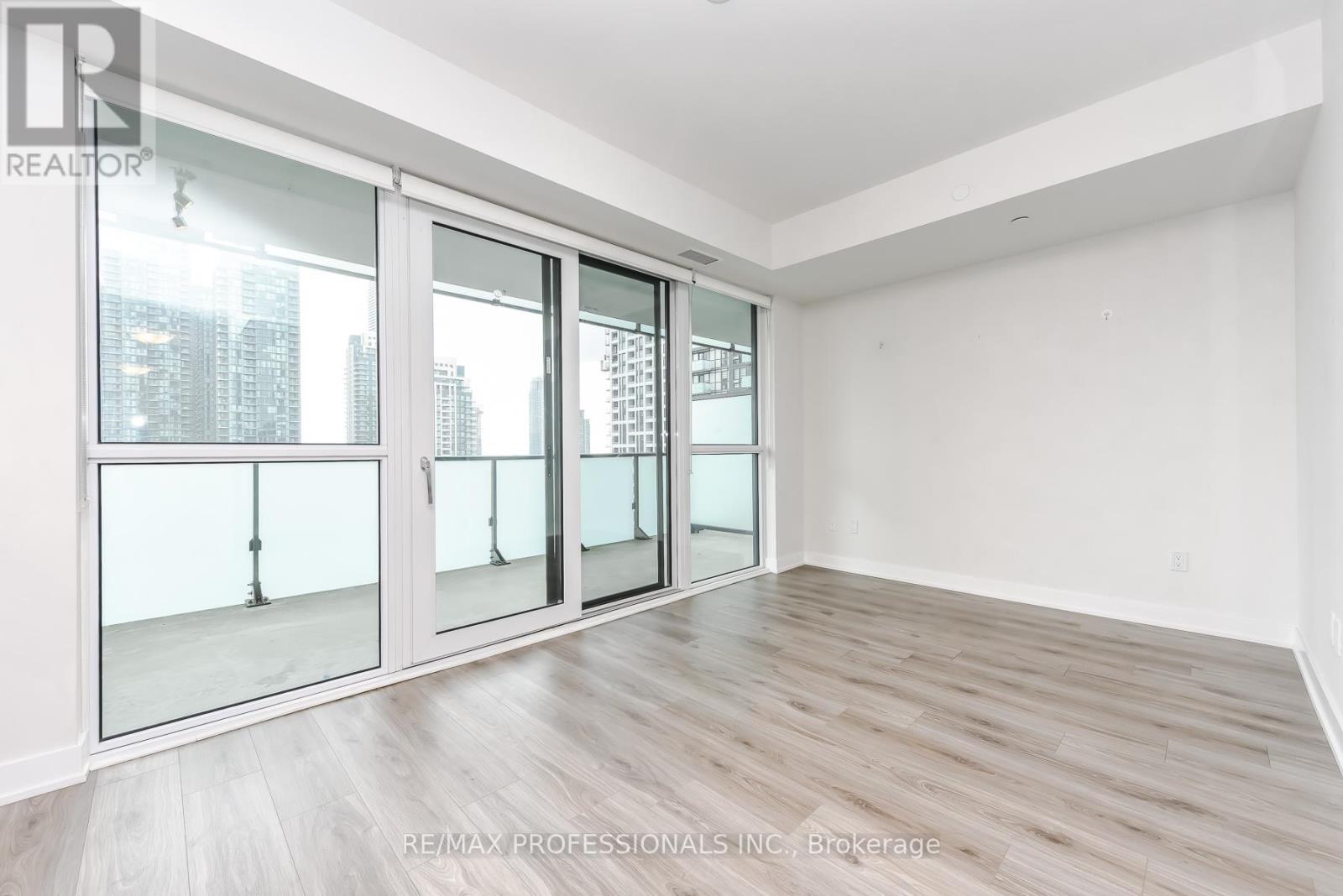 1104 - 430 Square One Drive, Mississauga, Ontario  L5B 0L6 - Photo 28 - W13015044