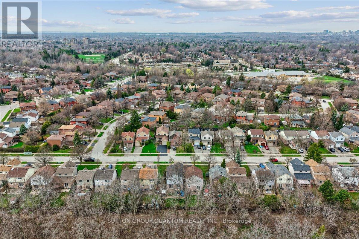 1120 Montgomery Drive, Oakville (Ga Glen Abbey), Ontario  L6M 1G1 - Photo 36 - W13015078