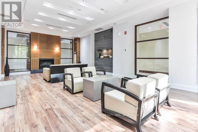 2102 - 310 Burnhamthorpe Road W, Mississauga, Ontario  L5B 4P9 - Photo 10 - W13015086