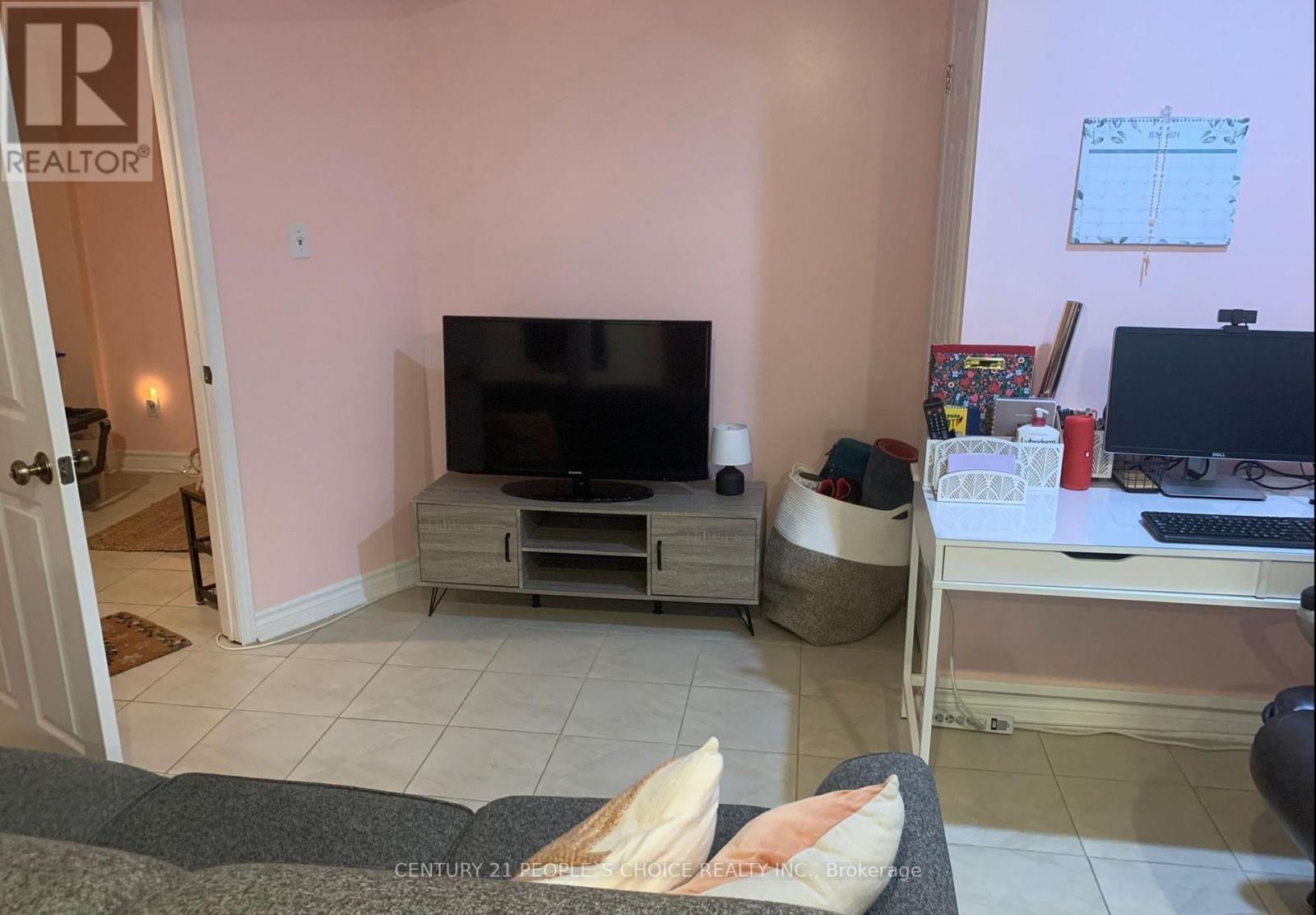 904 Drysdale Drive, Mississauga, Ontario  L5V 1X6 - Photo 9 - W13015102