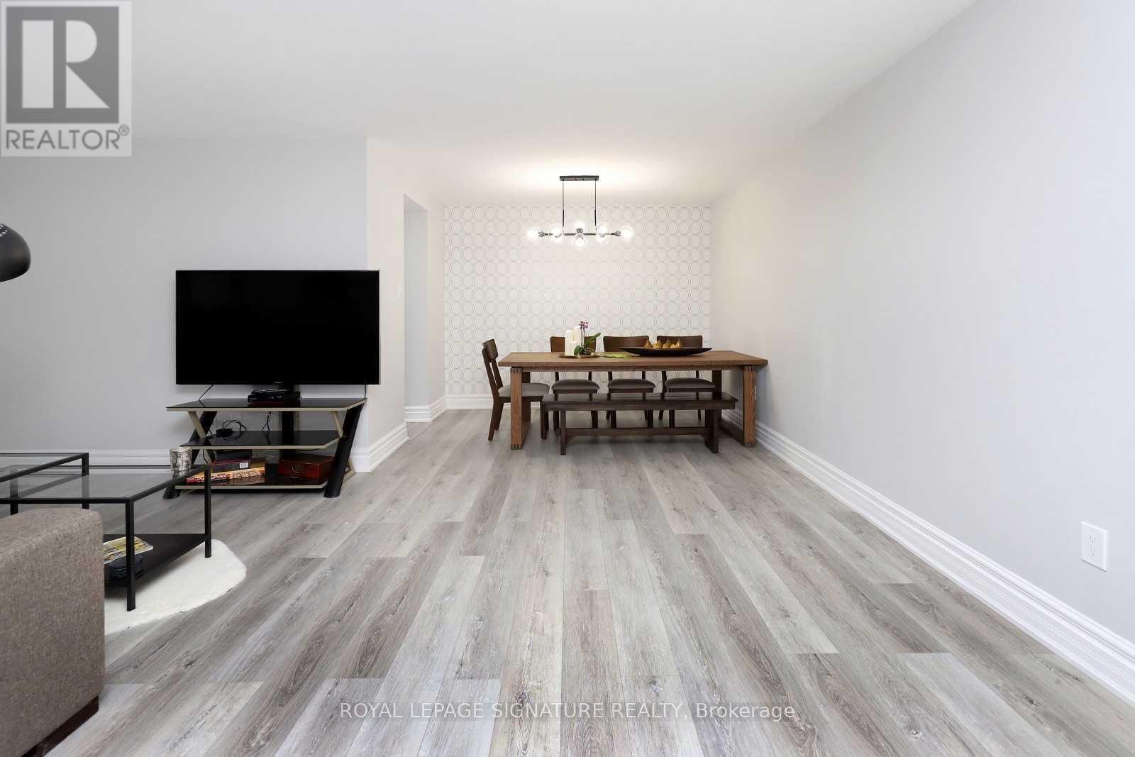 1101 - 100 County Court Boulevard, Brampton, Ontario  L6W 3X1 - Photo 4 - W13015116