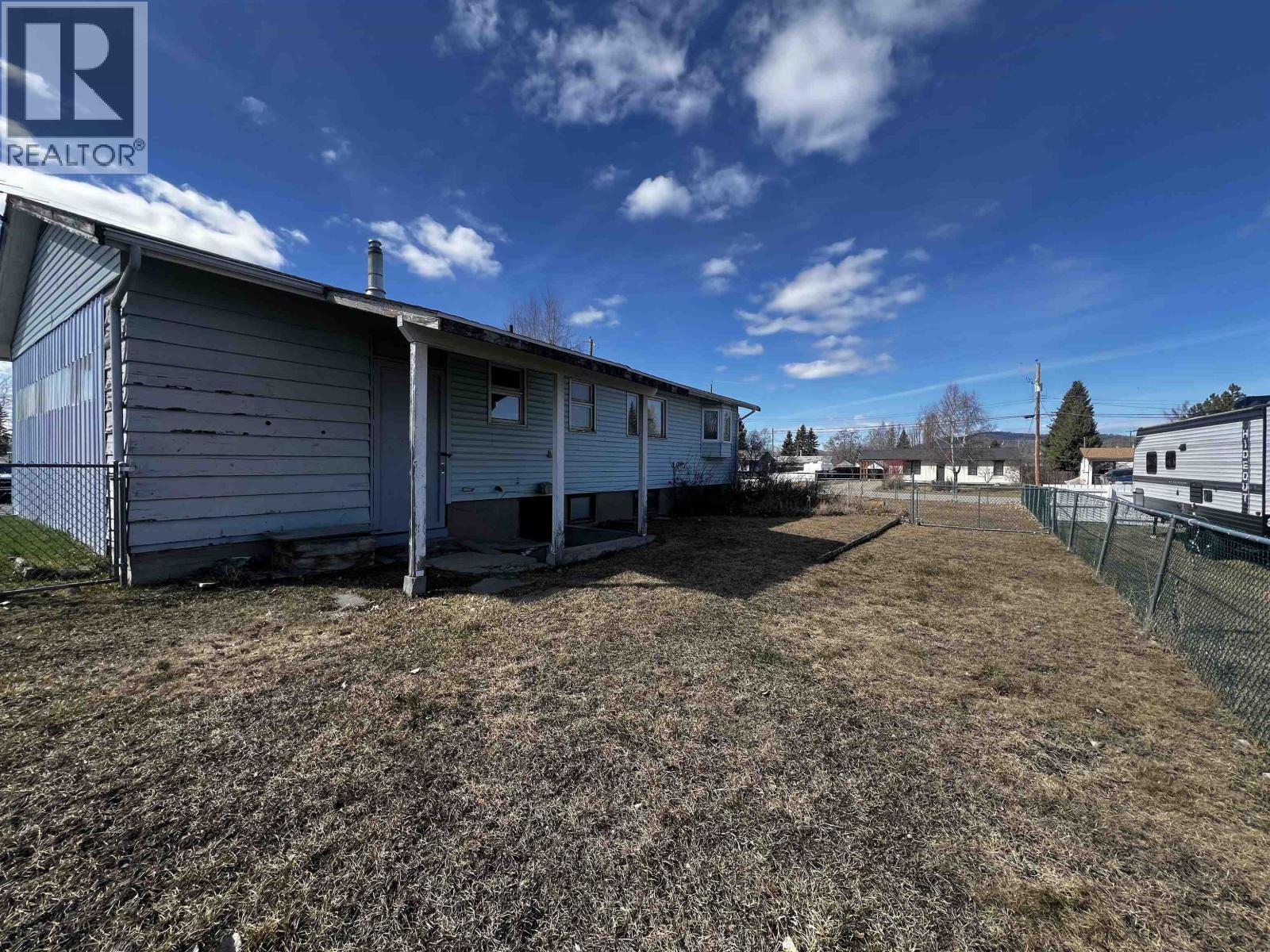 430 Endako Place, Fraser Lake, British Columbia  V0J 1S0 - Photo 29 - R3097249