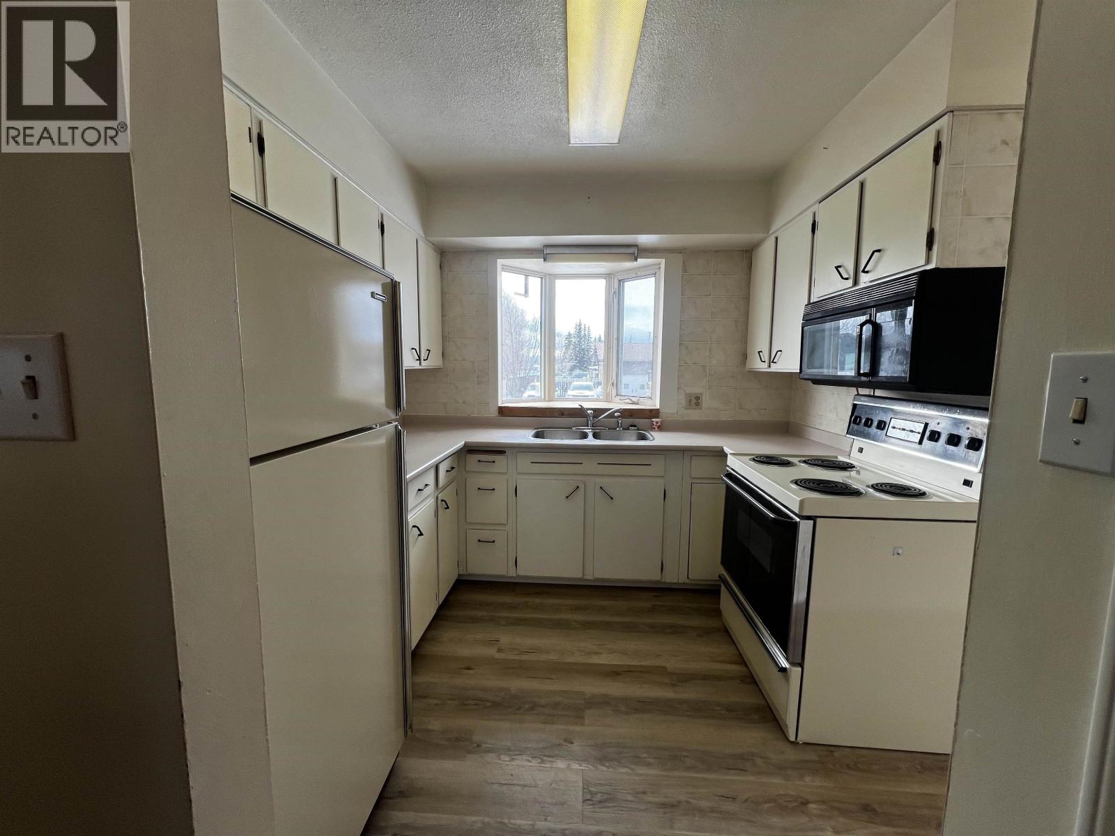 430 Endako Place, Fraser Lake, British Columbia  V0J 1S0 - Photo 6 - R3097249