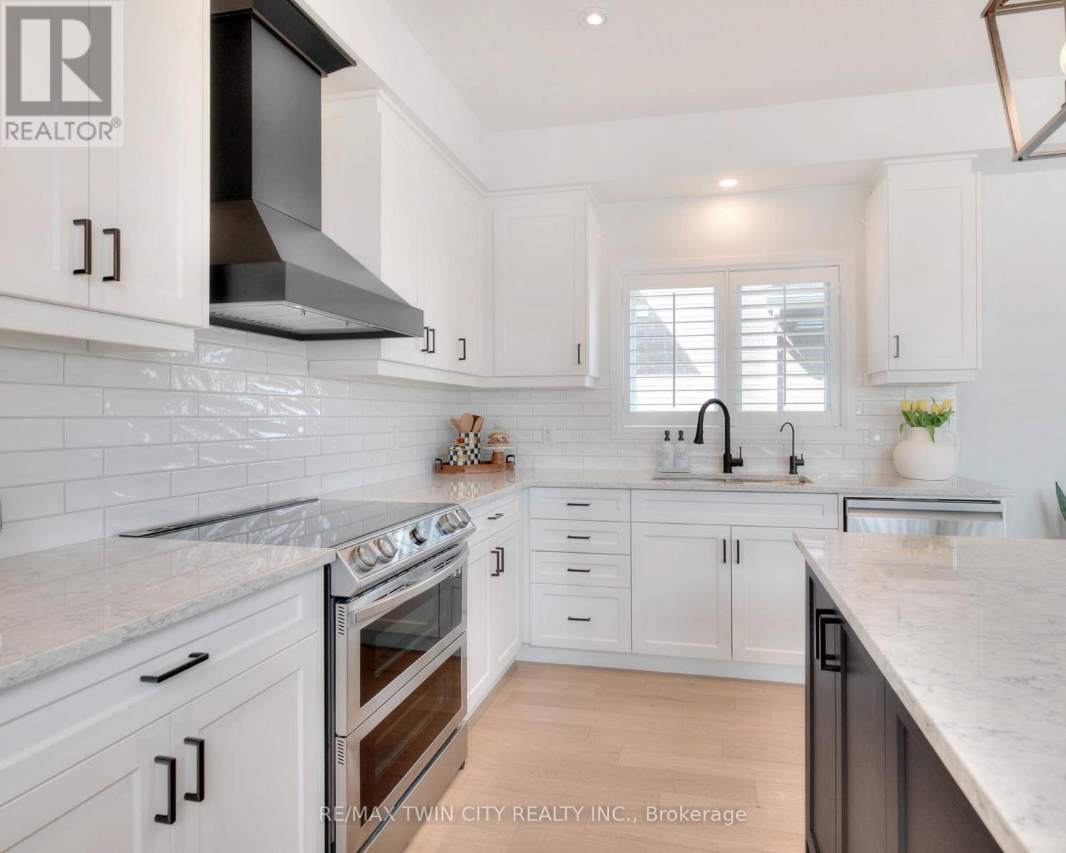 154 Dempsey Drive, Stratford, Ontario  N5A 0R5 - Photo 15 - X13015130