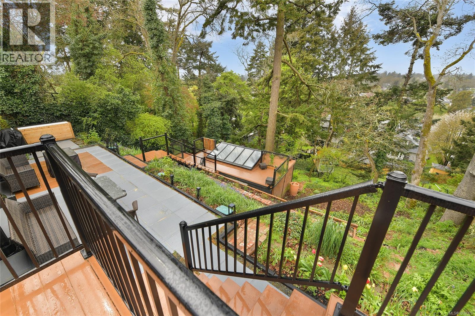 3528 Richmond Rd, Saanich, British Columbia  V8P 4P8 - Photo 59 - 1032323