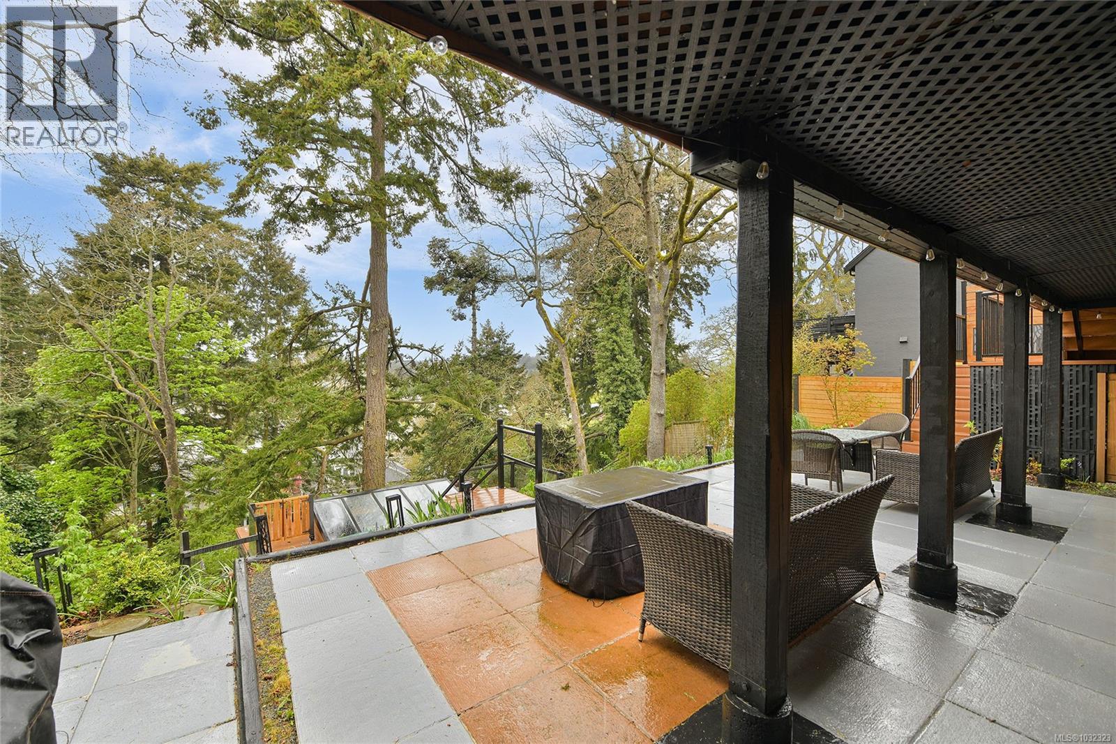 3528 Richmond Rd, Saanich, British Columbia  V8P 4P8 - Photo 14 - 1032323