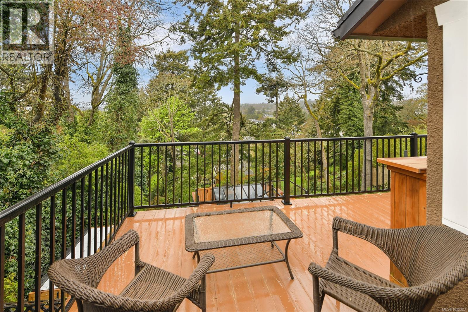 3528 Richmond Rd, Saanich, British Columbia  V8P 4P8 - Photo 12 - 1032323