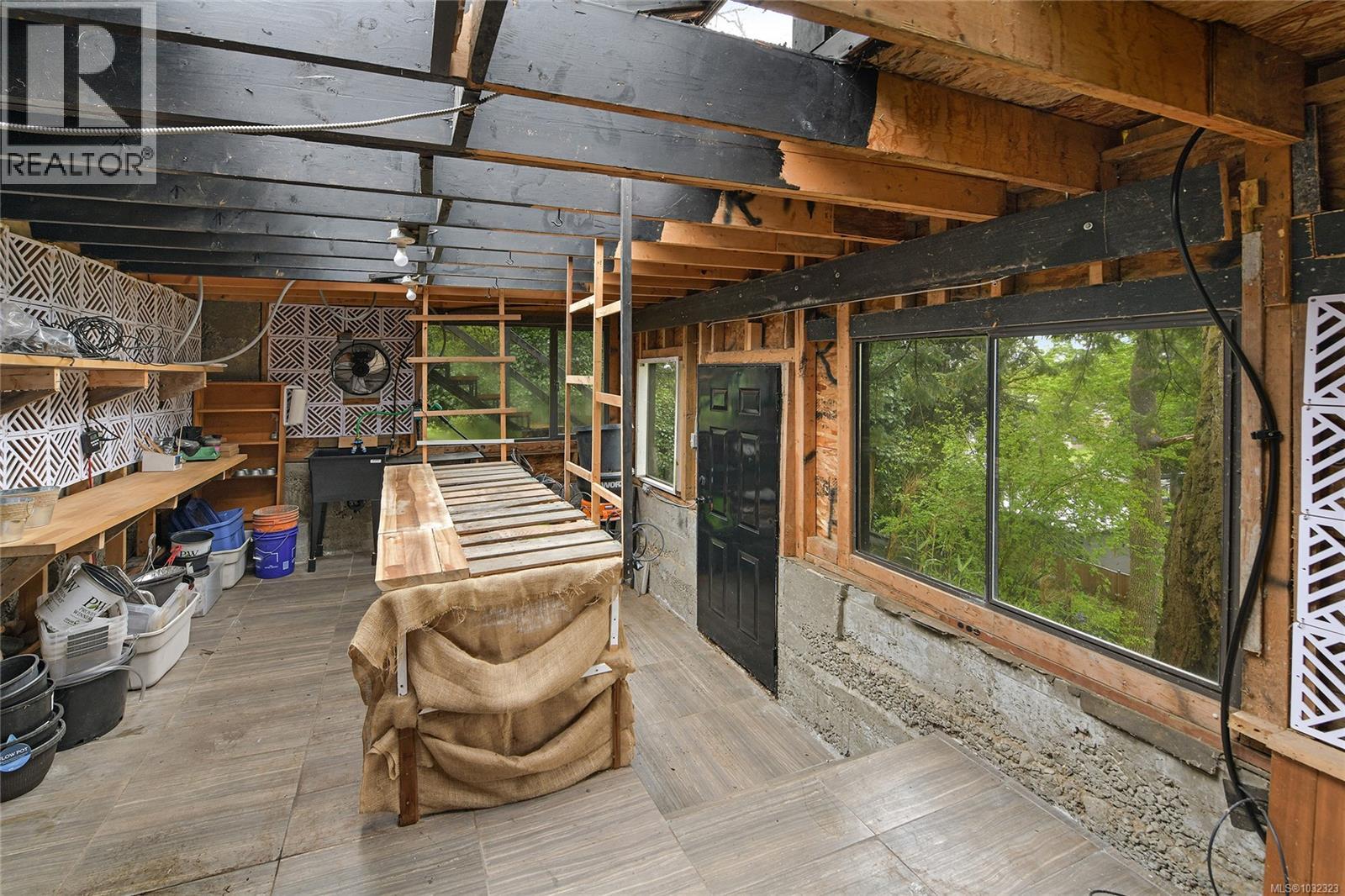 3528 Richmond Rd, Saanich, British Columbia  V8P 4P8 - Photo 64 - 1032323