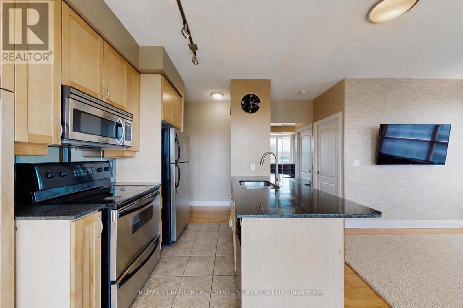 2505 - 1 Elm Drive W, Mississauga, Ontario  L5B 3C2 - Photo 15 - W12978494